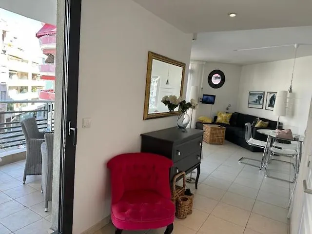 1 Bedroom Next To The Beach And Port Vauban Antibes Apartment